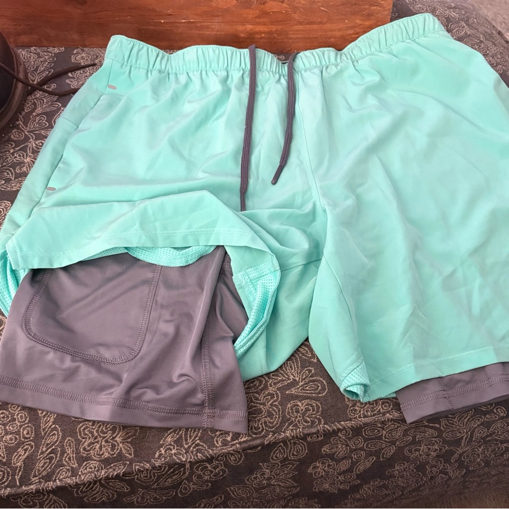 TEK GEAR Aqua shorts, inner lining , size medium